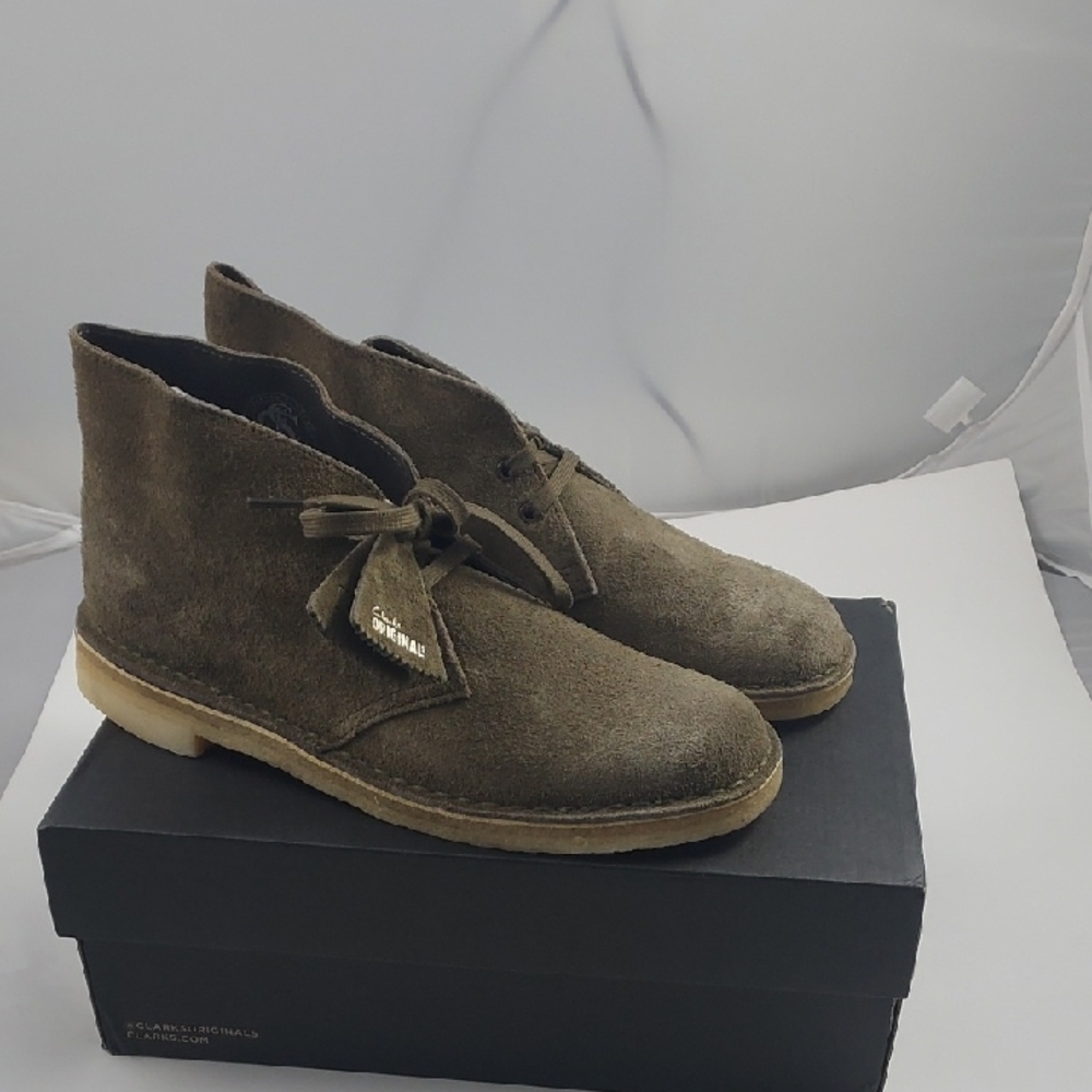 Clarks Dark Khaki Suede Desert Boots